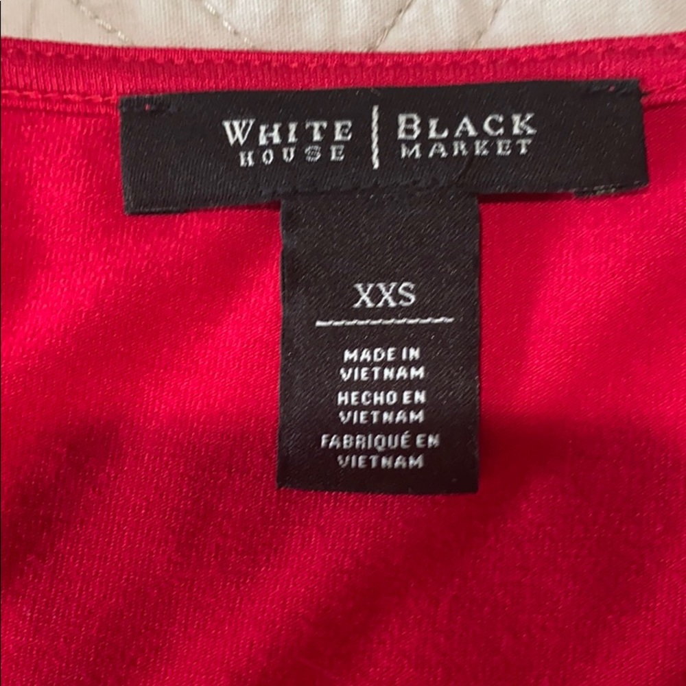 White House/ Black market red top - Picture 2 of 4